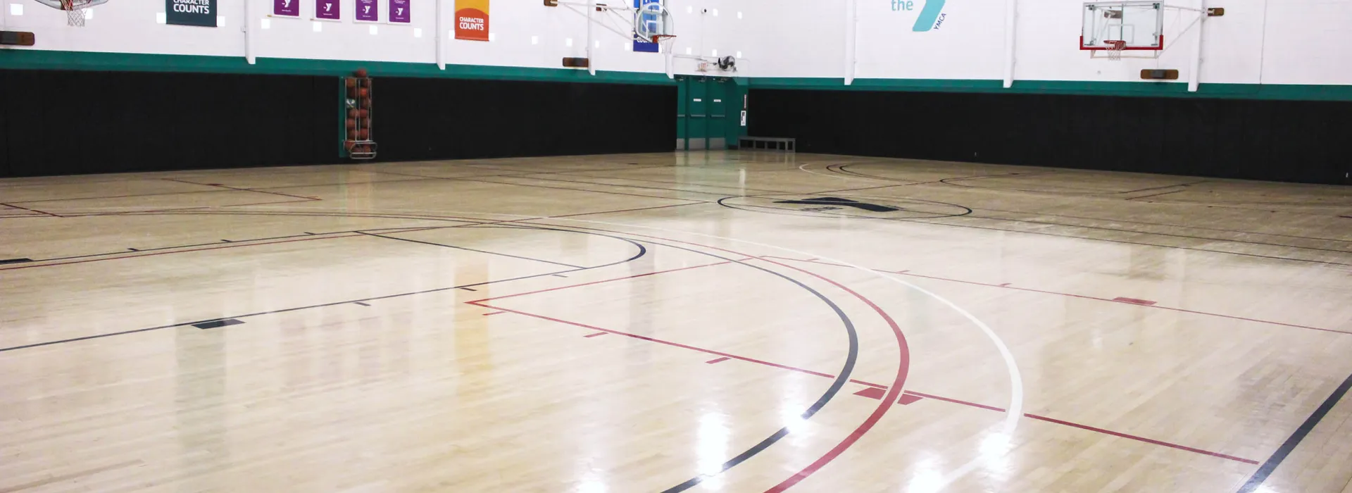 Central large gym