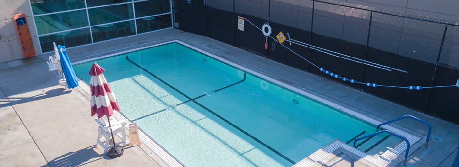 Teaching pool